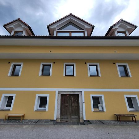 Stara Posta Apartment 8 Grosuplje Kültér fotó
